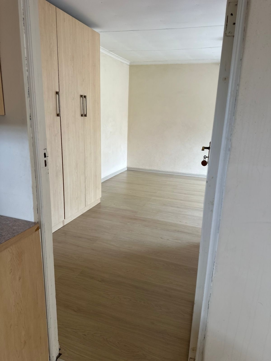 5 Bedroom Property for Sale in Overbaakens Eastern Cape